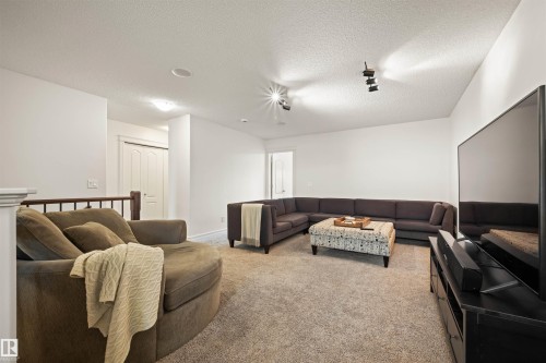 525 173A Street, Edmonton, AB 
