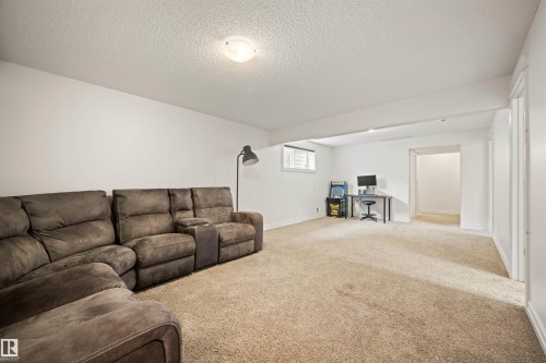 525 173A Street, Edmonton, AB 
