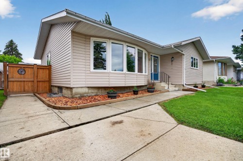 12 BURLINGTON Avenue  Spruce Grove, AB T7X 1E5