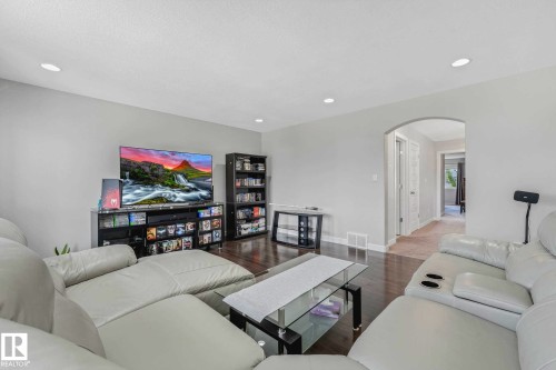 32 Harrington Bay, Spruce Grove, AB 