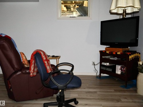Image quality insufficient for description - 58403 Rr 60, Rural Barrhead County, AB - Indoor Photo Showing Other Room