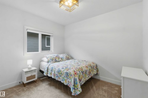 Welcome to 1527 Esaiw Place NW - 1527 Esaiw Place Nw, Edmonton, AB - Indoor Photo Showing Bedroom