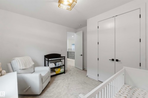 Welcome to 1527 Esaiw Place NW - 1527 Esaiw Place Nw, Edmonton, AB - Indoor Photo Showing Other Room