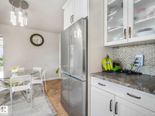 Image quality insufficient for description - 9207 169 Street, Edmonton, AB - Indoor