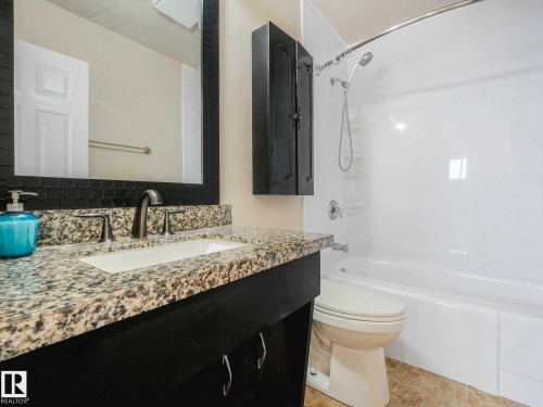 Image quality insufficient for description - 9207 169 Street, Edmonton, AB - Indoor Photo Showing Bathroom
