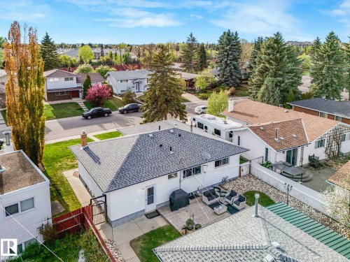 Image quality insufficient for description - 9207 169 Street, Edmonton, AB - Outdoor