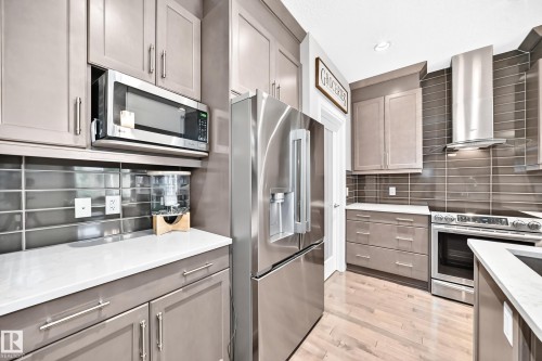 10 Spring Bay, Spruce Grove, AB 