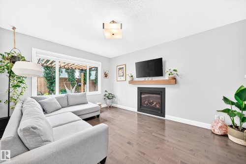 10 Spring Bay, Spruce Grove, AB 
