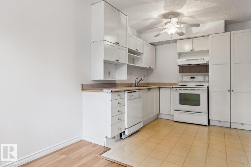 Kitchen - 1131 Hooke Road, Edmonton, AB 