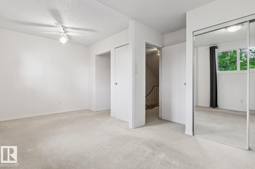 Bedroom - 1131 Hooke Road, Edmonton, AB 