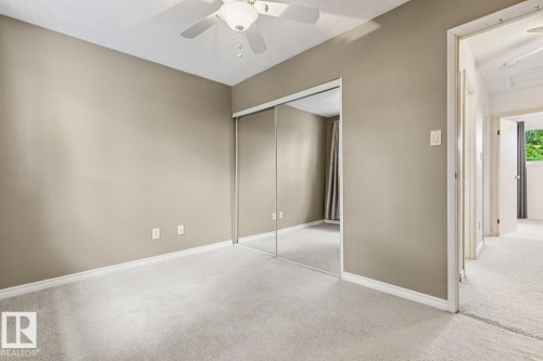 Bedroom - 1131 Hooke Road, Edmonton, AB 