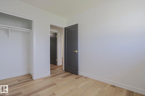 7607 137 Avenue, Edmonton, AB 