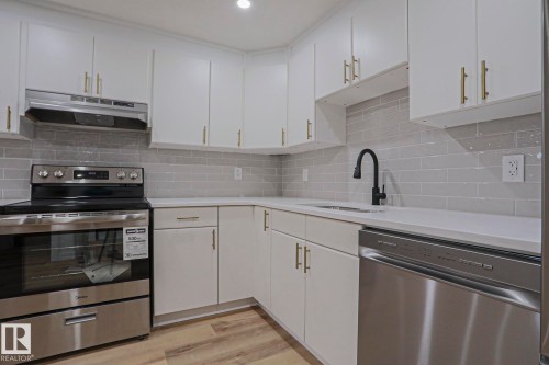 7607 137 Avenue, Edmonton, AB 