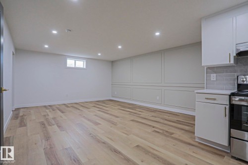 7607 137 Avenue, Edmonton, AB 