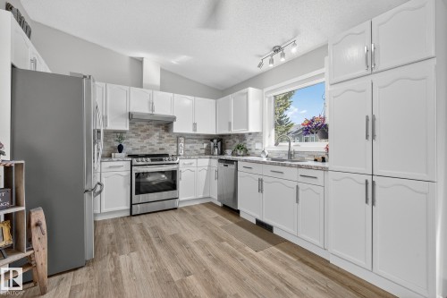 4711 25 Avenue, Edmonton, AB 