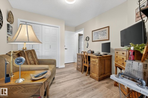4711 25 Avenue, Edmonton, AB 