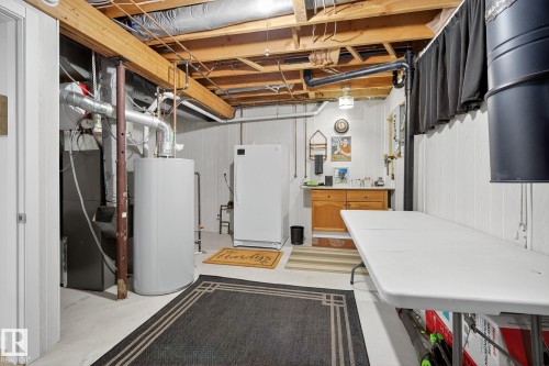 4711 25 Avenue, Edmonton, AB 