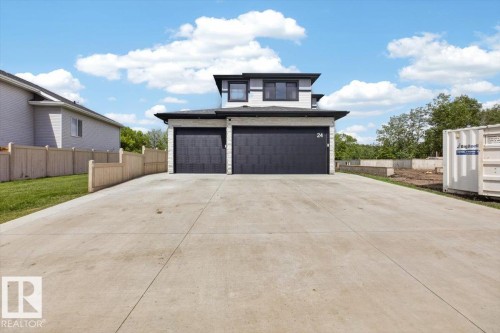 24 Maple Crescent, Gibbons, AB 