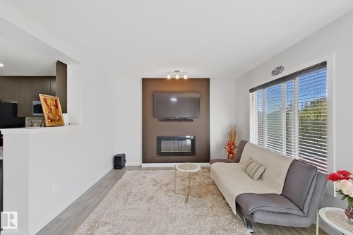 228 42 Avenue Nw, Edmonton, AB 
