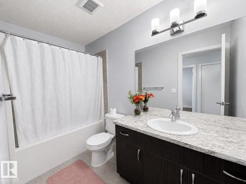 228 42 Avenue Nw, Edmonton, AB 