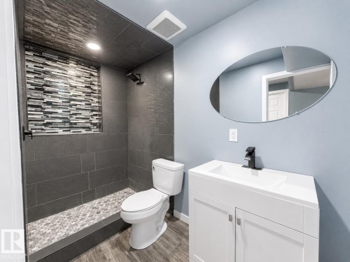 228 42 Avenue Nw, Edmonton, AB 