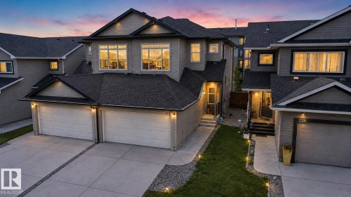 228 42 Avenue Nw, Edmonton, AB 