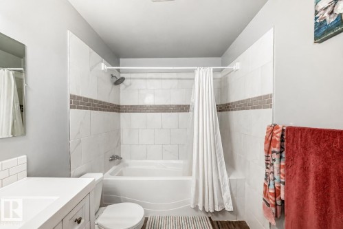 167 Roseland Village, Edmonton, AB 