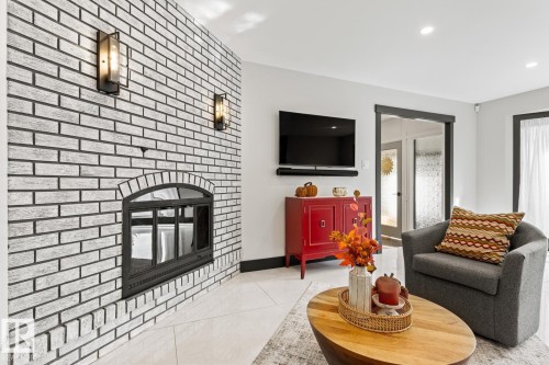 116 Windermere Drive, Edmonton, AB 