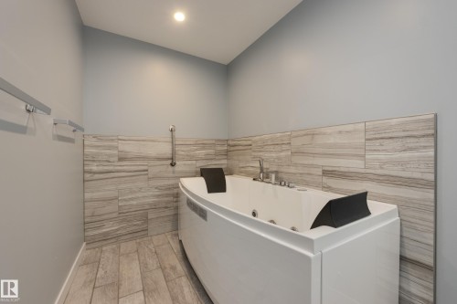434 Chappelle Drive, Edmonton, AB - Indoor