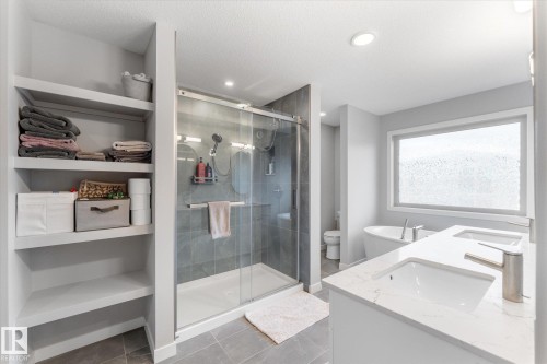 60 Gladstone Bend, Spruce Grove, AB 