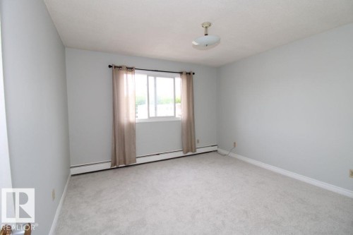 305 10725 111 Street, Edmonton, AB 