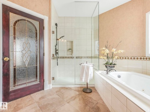 2 Everest Crescent, St. Albert, AB - Indoor Photo Showing Bathroom