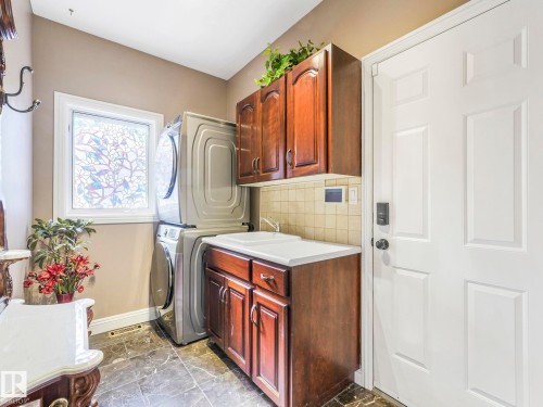 2 Everest Crescent, St. Albert, AB - Indoor Photo Showing Laundry Room