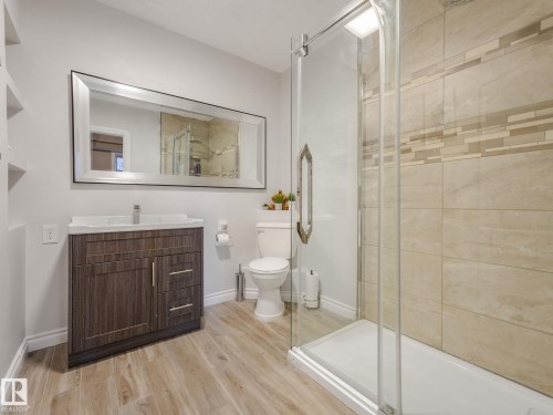 2 Everest Crescent, St. Albert, AB - Indoor Photo Showing Bathroom