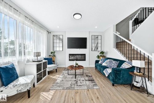223 Rolston Wynd, Leduc, AB 