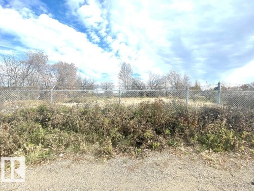 12433 49 Street, Edmonton, AB 
