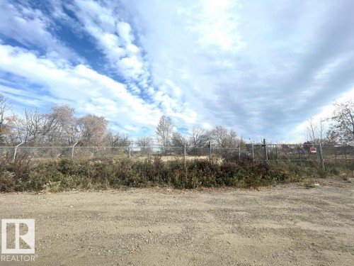 12433 49 Street, Edmonton, AB 