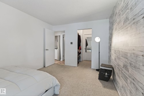 Image quality insufficient for description - 35 3111 142 Avenue, Edmonton, AB 