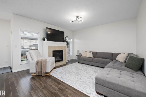8914 97A Ave, Morinville, AB 