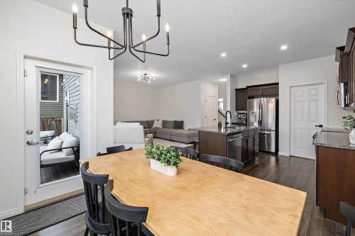 8914 97A Ave, Morinville, AB 