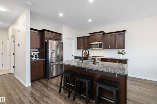 8914 97A Ave, Morinville, AB 