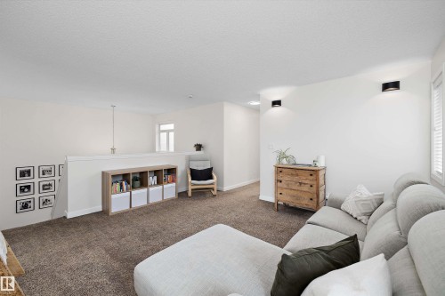 8914 97A Ave, Morinville, AB 