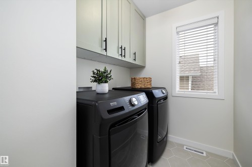 8914 97A Ave, Morinville, AB 