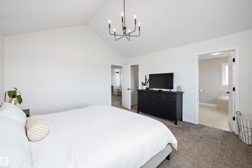 8914 97A Ave, Morinville, AB 