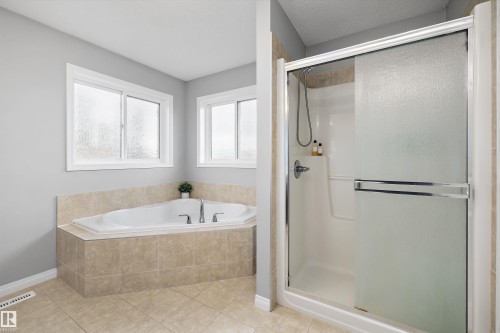 8914 97A Ave, Morinville, AB 