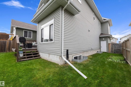 8914 97A Ave, Morinville, AB 