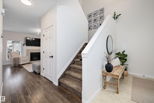 8914 97A Ave, Morinville, AB 