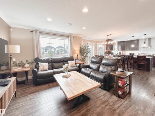 13715 149 Avenue, Edmonton, AB - Indoor Photo Showing Living Room