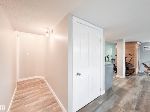 13715 149 Avenue, Edmonton, AB - Indoor Photo Showing Other Room