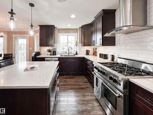 13715 149 Avenue, Edmonton, AB - Indoor Photo Showing Kitchen With Upgraded Kitchen